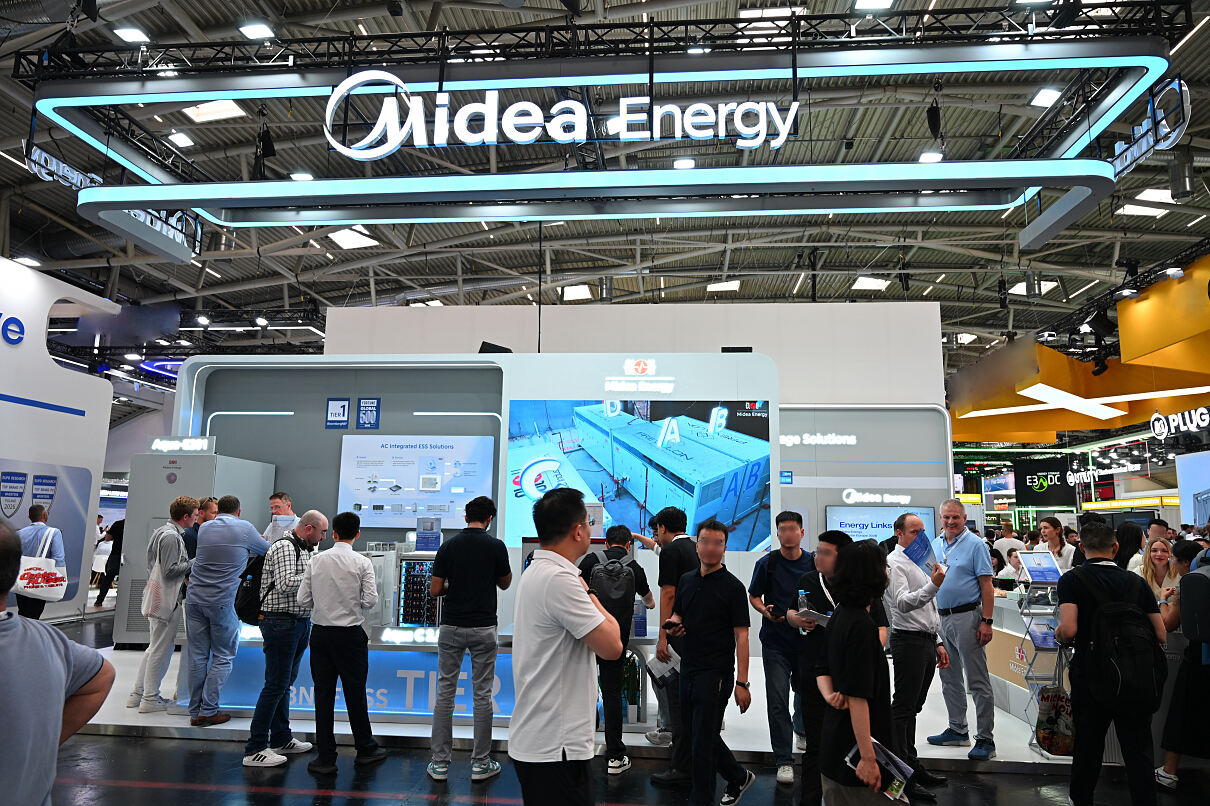 CLOU - Midea Energy auf der ees Messe 2026 in München