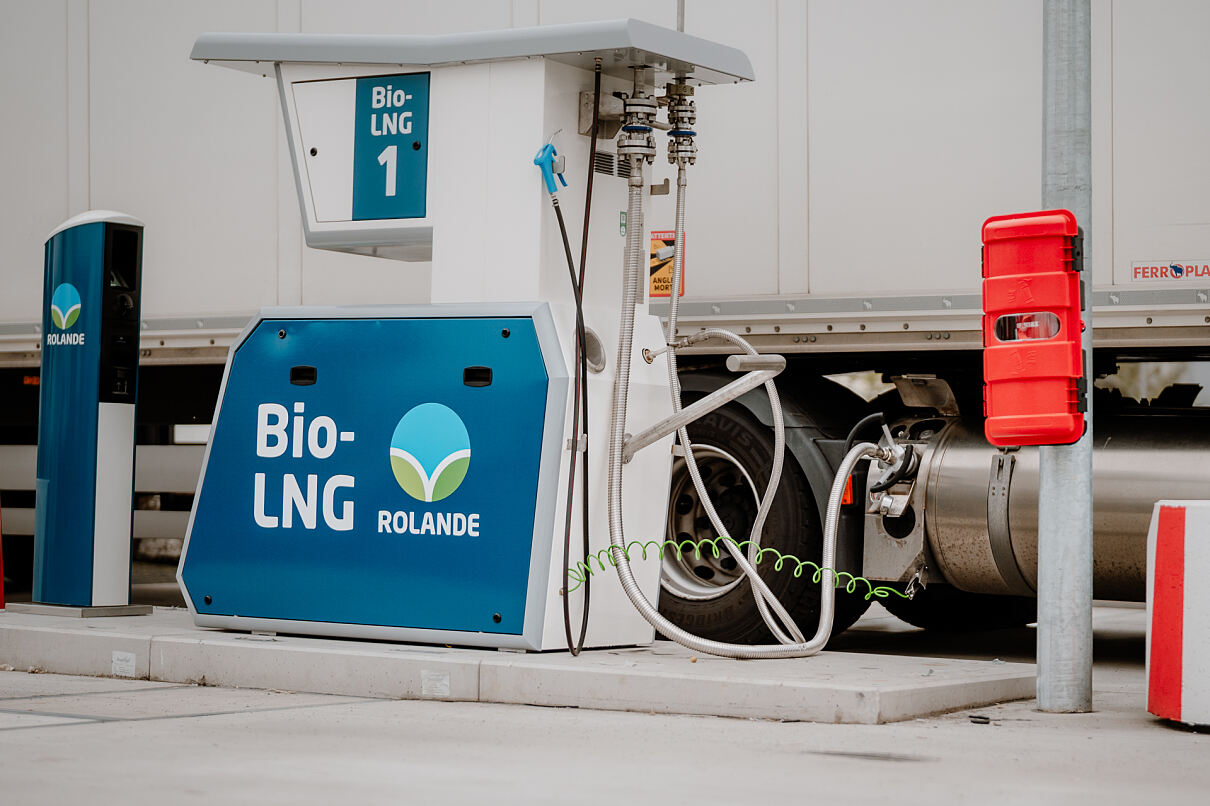 Je nach Einsatzprofil und Strecke können mit Bio-LNG Kosteneinsparungen von bis zu 50 % pro Kilometer im Vergleich zu Diesel und HVO erzielt werden