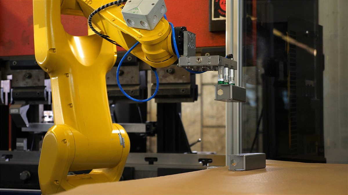 RoboBend-Roboter in Aktion