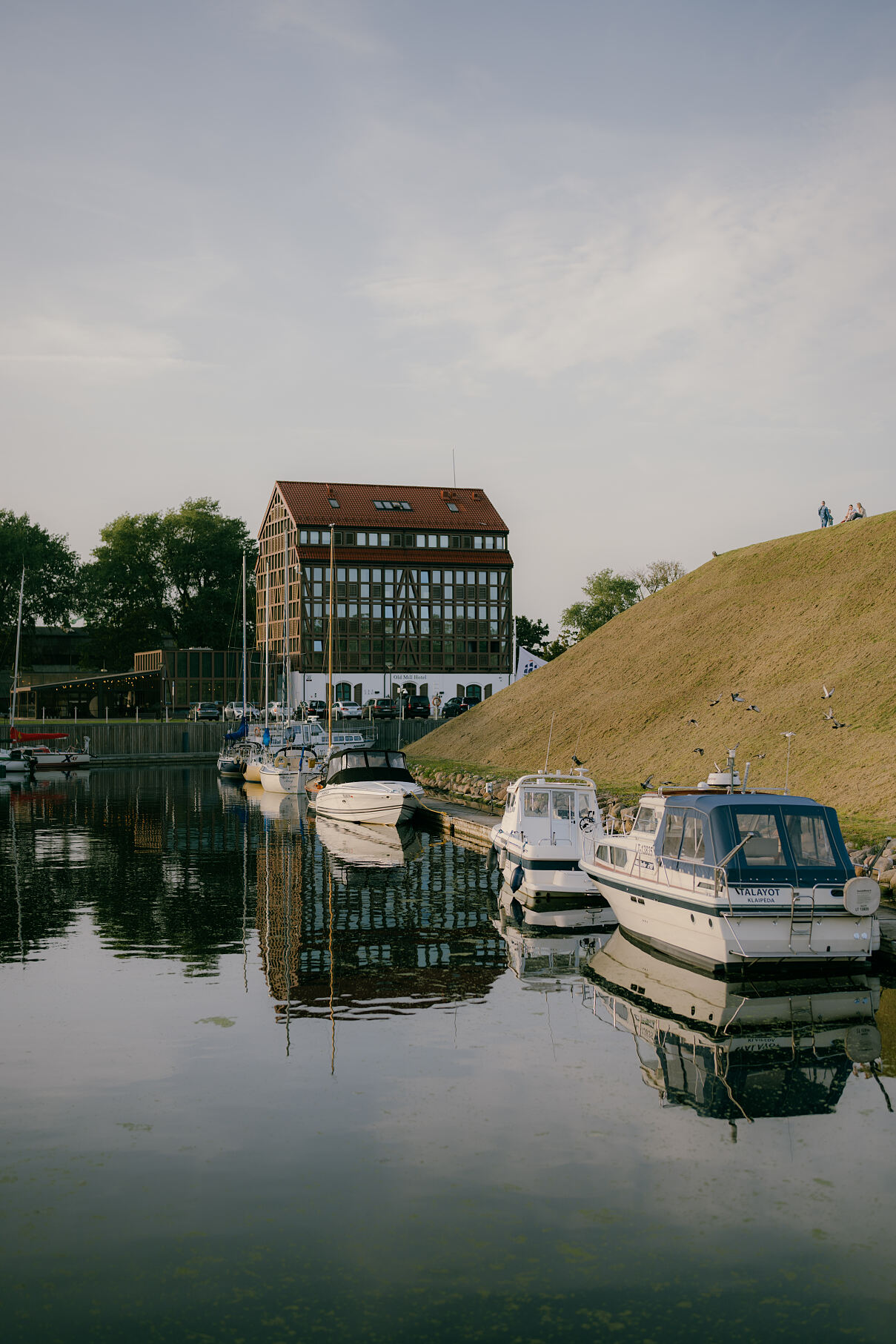 Das Hotel Old Mill in der ehemaligen Reismühle an der Mündung des Danė in Klaipėda
